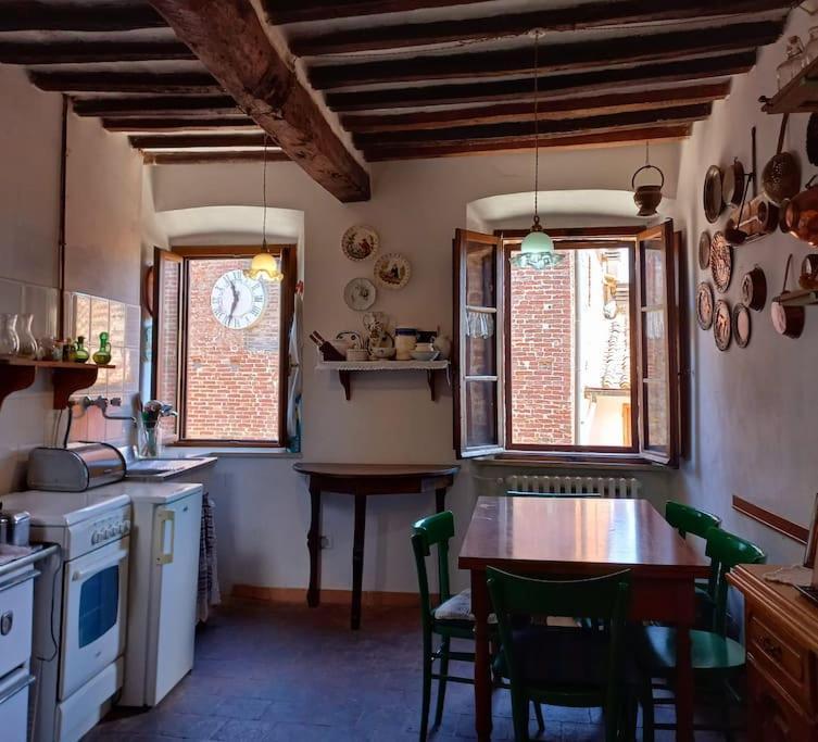La Casa Del Gallo Radicondoli Exteriér fotografie
